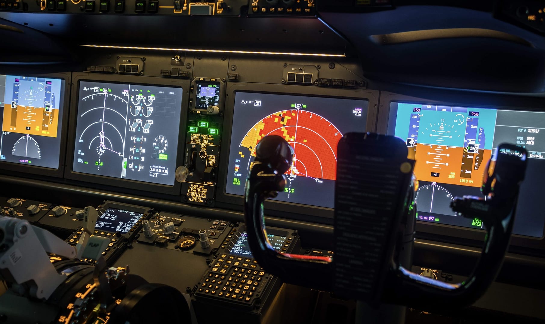 Letecký simulátor B738M FNPTII MCC v Poprade